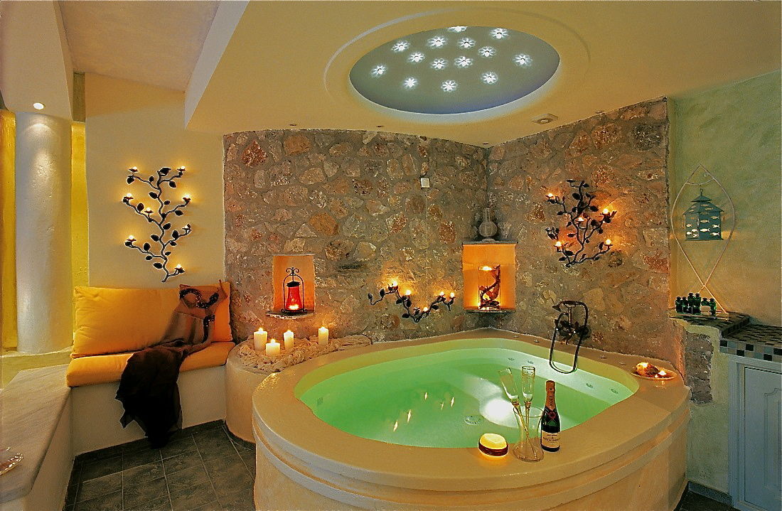 Honeymoon Suite Astarte Suites Luxury, Hotel Rooms With Big Bathtubs In London