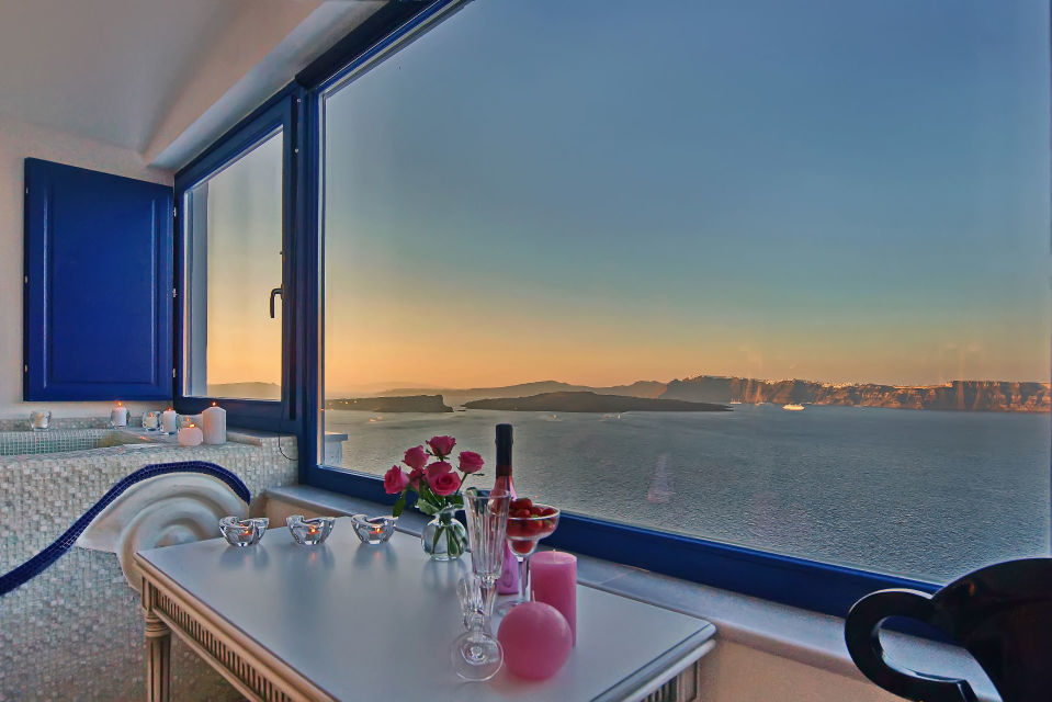 Cave_Pool_Suite_views_-_Astarte_Suites_Luxury_Hotel_in_Santorini_island